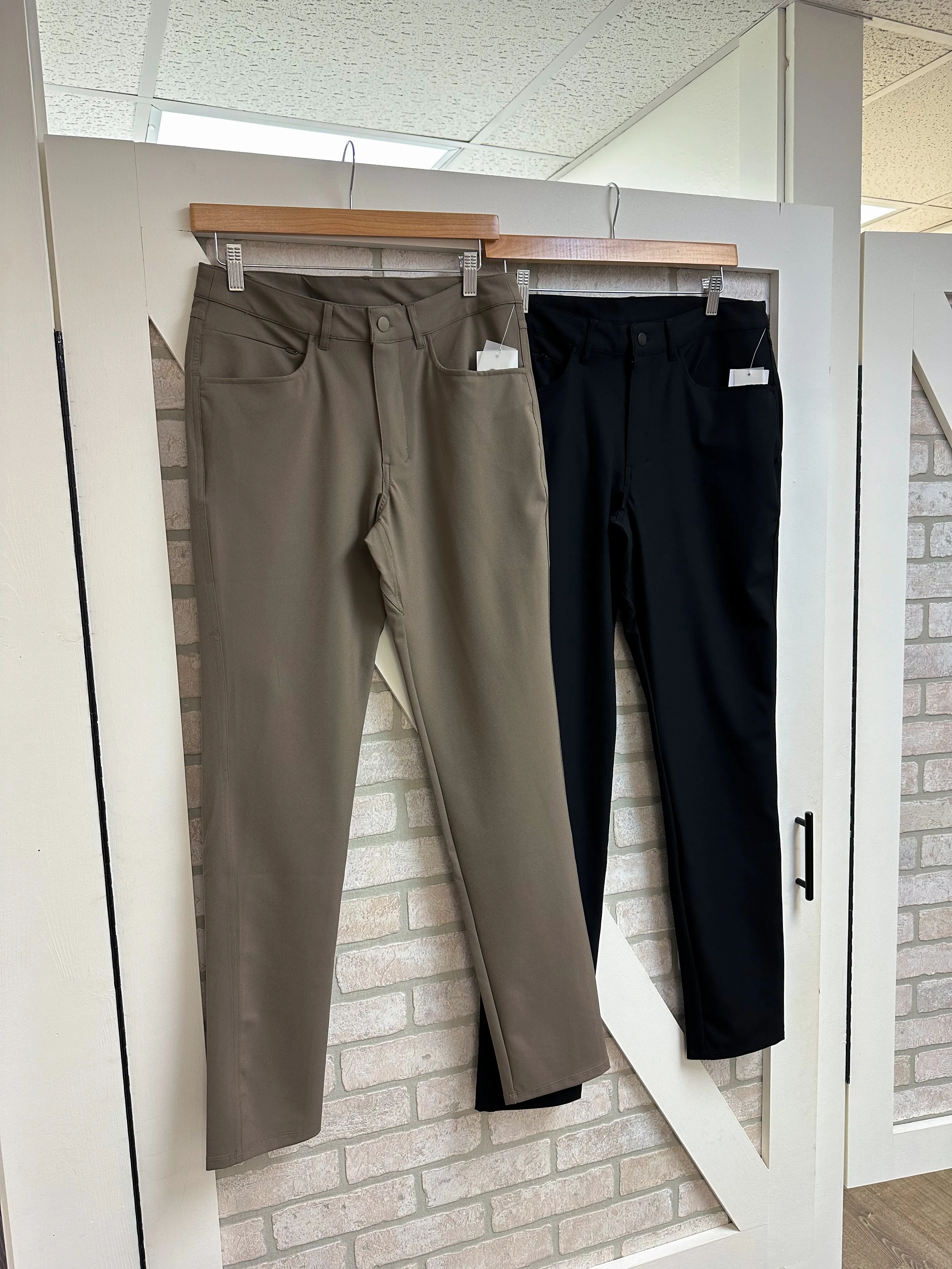 Men's Classic Golf-Style Pant