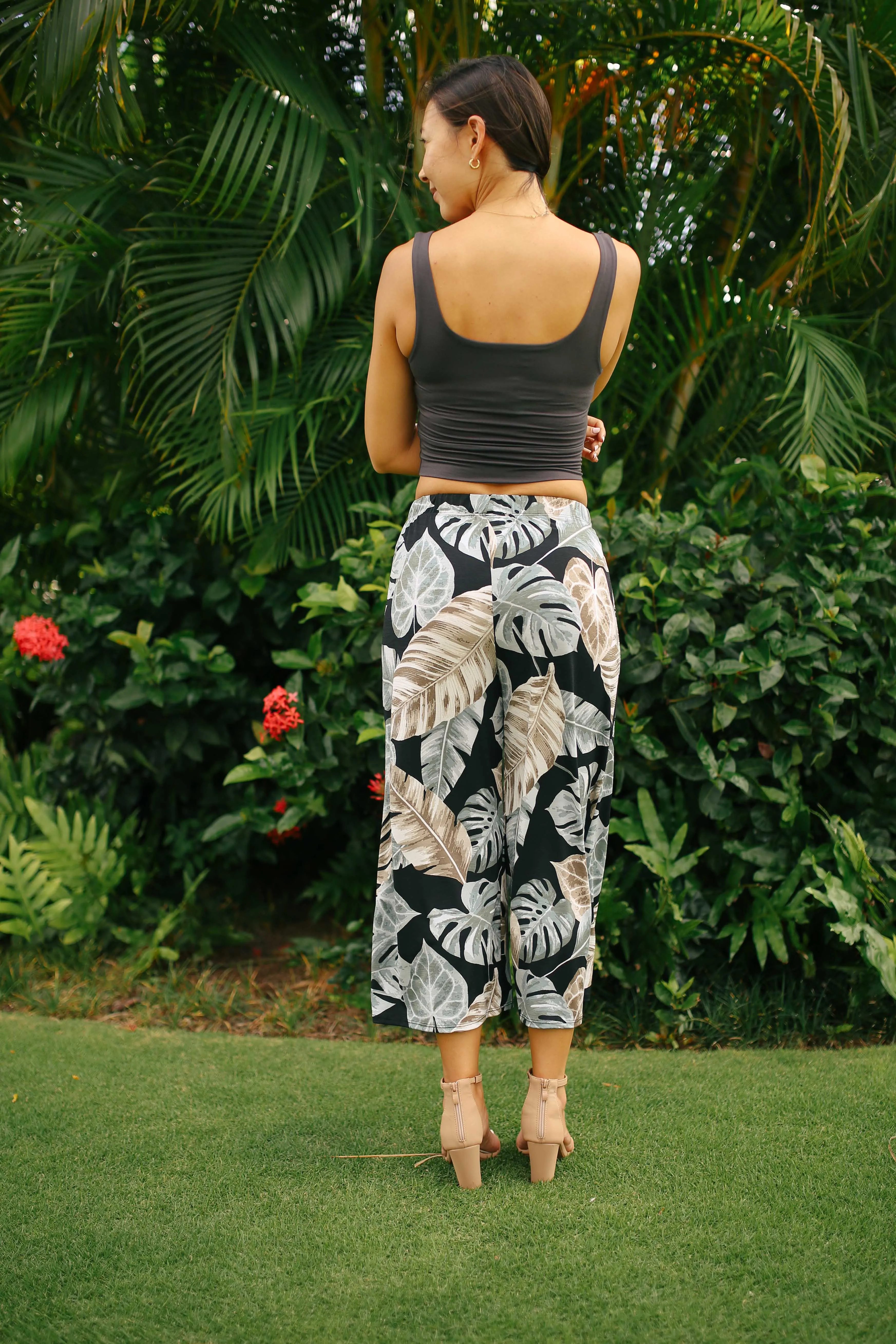 Monstera Crop Tie Front Pants