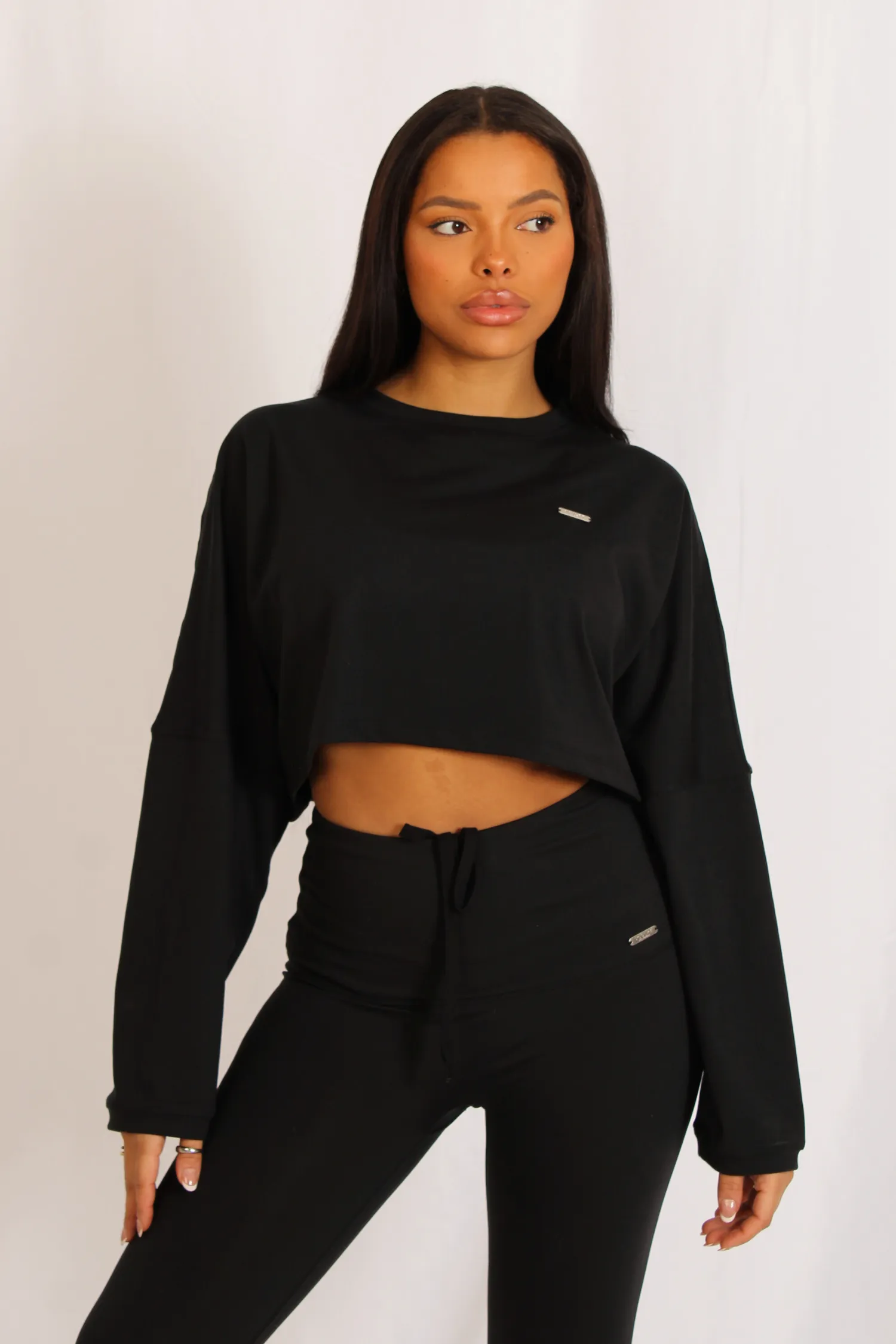 Signature Oversized Long Sleeve Cropped Top Black